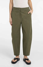 Load image into Gallery viewer, YAYA High Waist Barrel Leg Trousers with Button Detail