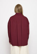 Load image into Gallery viewer, MINUS Jesse Oversized Shirt
