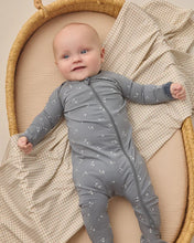 Load image into Gallery viewer, QUINCY MAE Bamboo Zippered Footie
