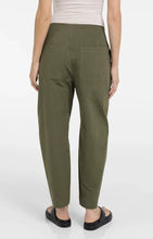 Load image into Gallery viewer, YAYA High Waist Barrel Leg Trousers with Button Detail
