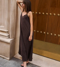 Load image into Gallery viewer, YAYA Long Strappy Dress in Loose Fit
