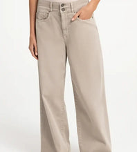 Load image into Gallery viewer, YAYA Loose Fit Denim In Grey
