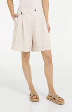 Load image into Gallery viewer, YAYA Woven Longer Length Bermuda Short
